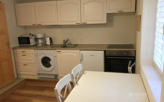 Pronájem bytu 2+kk, 45 m² – Praha, Horní Počernice, ulice Prachovská