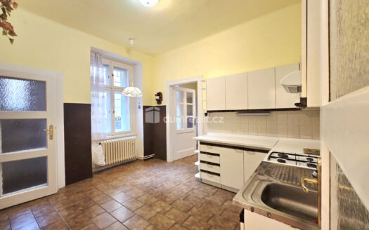 Prodej bytu 3+1, 90 m² – Praha, Holešovice, ulice Janovského