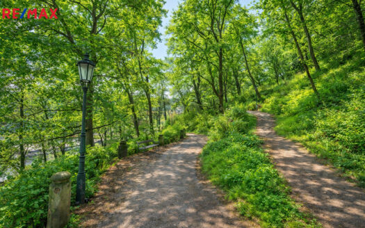 Prodej bytu 3+kk, 70 m² – Praha, Smíchov, ulice Kováků