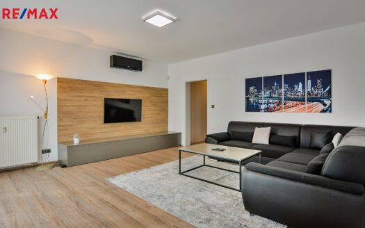 Pronájem bytu 4+kk, 126 m² – Praha, Záběhlice, ulice Mattioliho