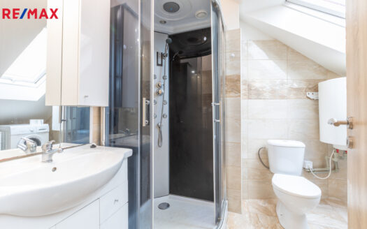 Pronájem bytu 2+1, 60 m² – Praha, Radotín, ulice Ametystová