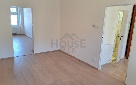 Prodej bytu 3+1, 60 m² – Praha, Holešovice, ulice U Uranie