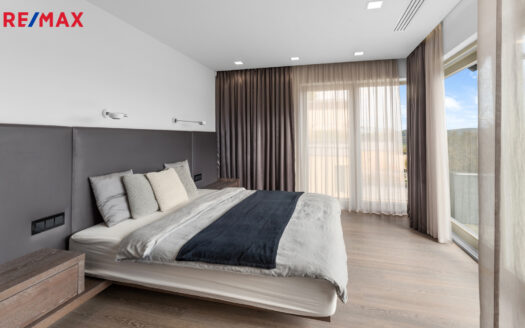 Prodej bytu 5+kk, 536 m² – Praha, Radotín, ulice Zderazská