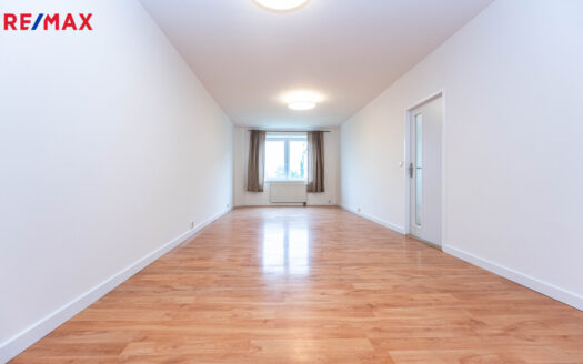 Pronájem bytu 2+kk, 69 m² – Praha, Kbely, ulice Semilská