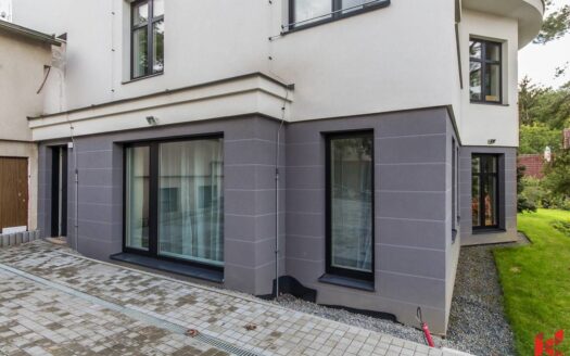 Pronájem bytu 1+kk, 31 m² – Praha, Podolí, ulice Na Zvoničce