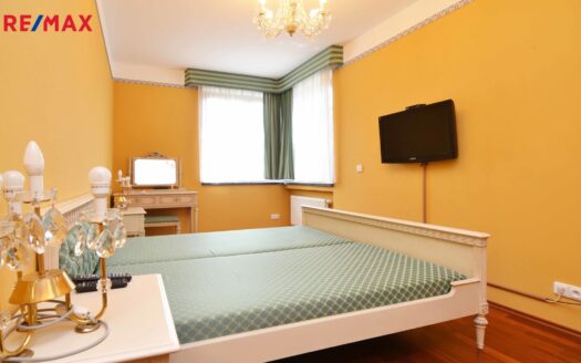 Pronájem bytu 2+kk, 50 m² – Praha, Hlubočepy, ulice Pod třešněmi