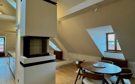 Pronájem bytu 3+1, 133 m² – Praha, Malá Strana, ulice U lužického semináře