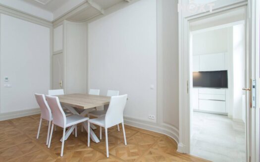 Pronájem bytu 2+1, 92 m² – Praha, Nové Město, ulice Bolzanova