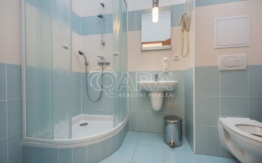 Pronájem bytu 1+kk, 25 m² – Praha, Miškovice, ulice Bendlova