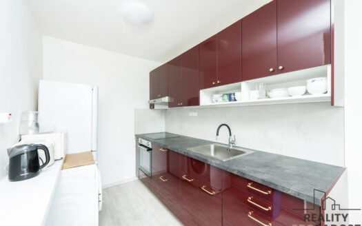 Prodej bytu 4+kk, 86 m² – Praha, Háje, ulice Stříbrského