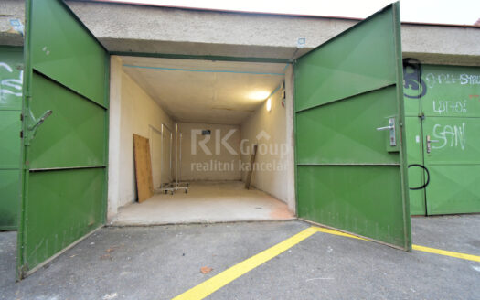 Pronájem Garáže, 21 m² – Praha, Michle, ulice Kapitulská