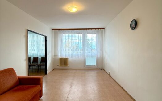 Pronájem bytu 3+1, 67 m² – Praha, Prosek, ulice Pískovcová