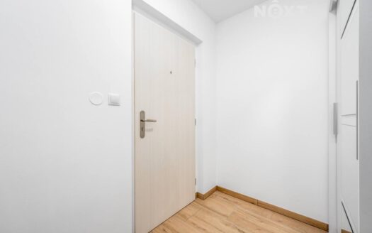 Pronájem bytu 1+kk, 45 m² – Praha, Libuš, ulice Mirotická