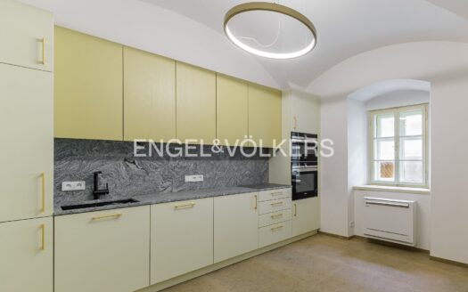 Pronájem bytu 2+kk, 50 m² – Praha, Malá Strana, ulice Nosticova