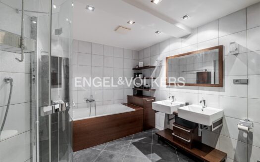 Pronájem bytu 5+kk, 210 m² – Praha, Vinohrady, ulice Jana Masaryka