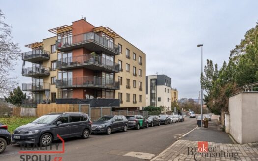 Pronájem bytu 2+kk, 47 m² – Praha, Libeň, ulice Nad Rokoskou
