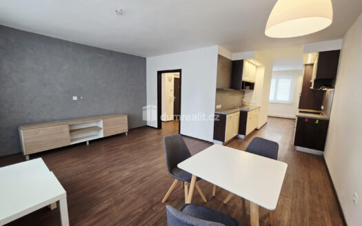 Pronájem bytu 3+kk, 77 m² – Praha, Břevnov, ulice U vojenské nemocnice