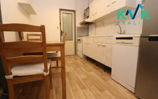 Prodej bytu 1+1, 43 m² – Praha, Háje, ulice Štichova