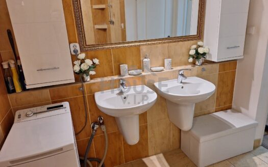 Pronájem bytu 4+kk, 92 m² – Praha, Vršovice, ulice Kazašská