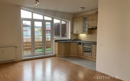 Pronájem bytu 2+kk, 48 m² – Praha, Kyje, ulice Za černým mostem