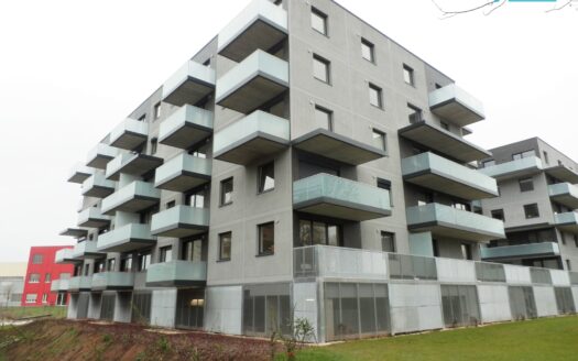 Pronájem bytu 1+kk, 45 m² – Praha, Prosek, ulice Čakovická