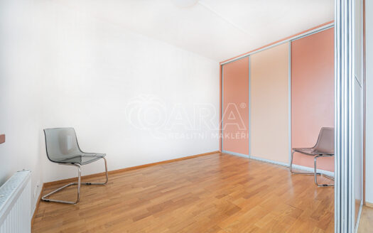 Pronájem bytu 1+kk, 38 m² – Praha, Krč, ulice Antala Staška