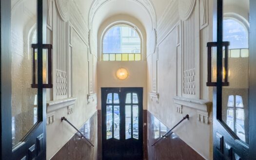 Prodej bytu 4+kk, 151 m² – Praha, Smíchov, ulice Lesnická