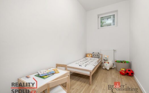 Prodej bytu 3+1, 62 m² – Praha, Modřany, ulice Mráčkova