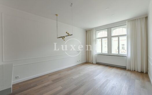 Pronájem bytu 3+kk, 138 m² – Praha, Vinohrady, ulice náměstí Jiřího z Poděbrad