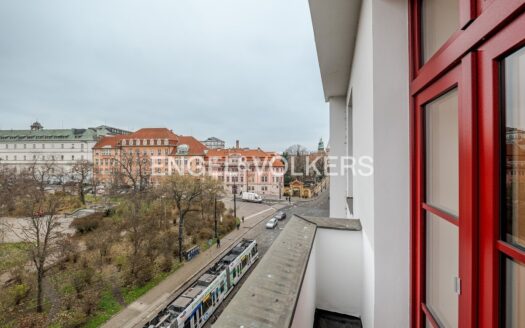 Pronájem bytu 3+1, 126 m² – Praha, Nové Město, ulice Karlovo náměstí