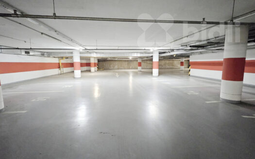 Pronájem Garáže, 14 m² – Praha, Žižkov, ulice Lukášova