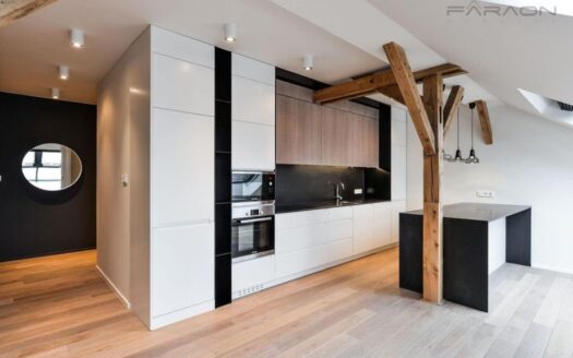 Pronájem bytu 3+1, 137 m² – Praha, Vinohrady, ulice náměstí Jiřího z Poděbrad