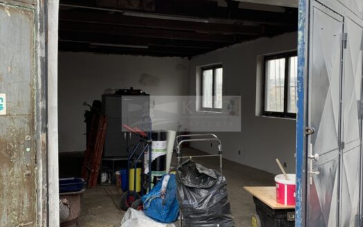 Pronájem Garáže, 30 m² – Praha, Vysočany, ulice U vinných sklepů