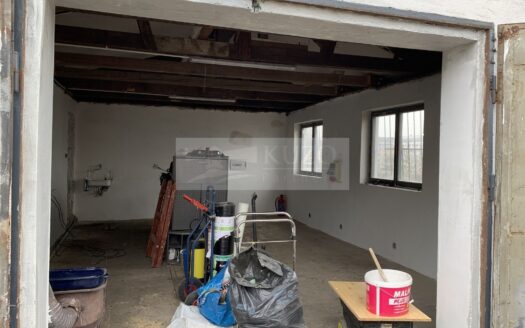 Pronájem Garáže, 30 m² – Praha, Vysočany, ulice U vinných sklepů