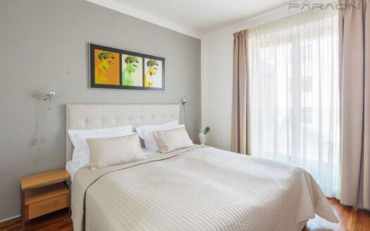 Pronájem bytu 2+kk, 45 m² – Praha, Košíře, ulice Holečkova