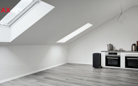 Prodej bytu 4+kk, 117 m² – Praha, Horní Počernice, ulice Slatiňanská