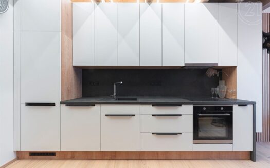 Prodej bytu 1+kk, 33 m² – Praha, Vysočany, ulice Kolbenova