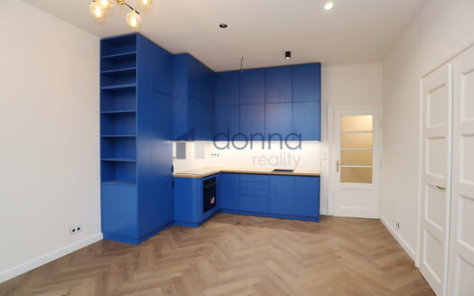 Pronájem bytu 3+kk, 95 m² – Praha, Libeň, ulice Sokolovská