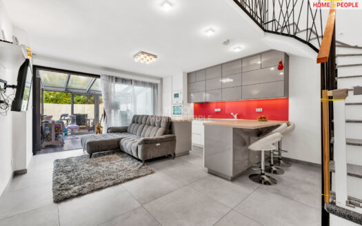 Prodej bytu 4+kk, 125 m² – Praha, Koloděje, ulice Podzámecká