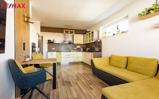 Prodej bytu 3+kk, 73 m² – Praha, Uhříněves, ulice Václava Trojana