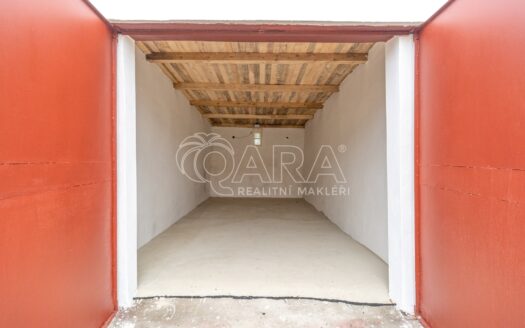 Pronájem Garáže, 14 m² – Praha, Satalice, ulice U Řempa