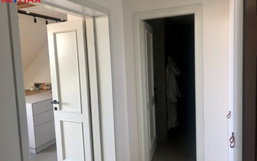 Pronájem bytu 2+kk, 71 m² – Praha, Bubeneč, ulice Šmeralova