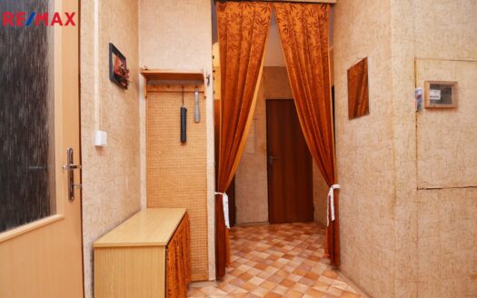 Prodej bytu 3+1, 70 m² – Praha, Bohnice, ulice Eledrova