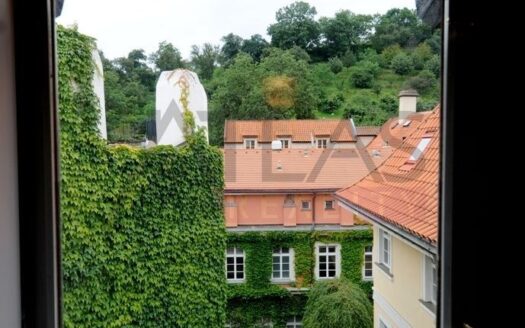 Pronájem bytu 4+1, 221 m² – Praha, Staré Město, ulice Vlašská