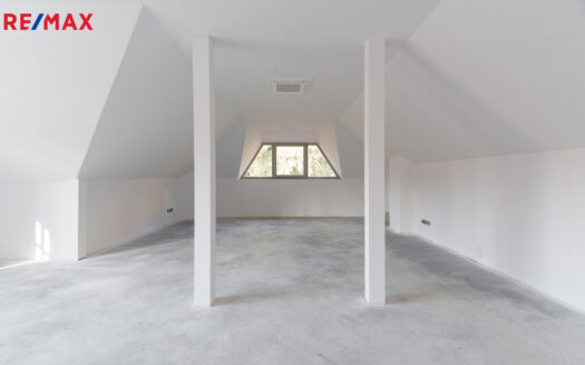 Prodej bytu 4+kk, 141 m² – Praha, Záběhlice, ulice Před Skalkami I