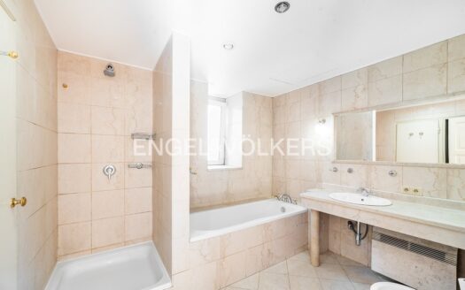 Pronájem bytu 4+1, 140 m² – Praha, Nové Město, ulice Řeznická