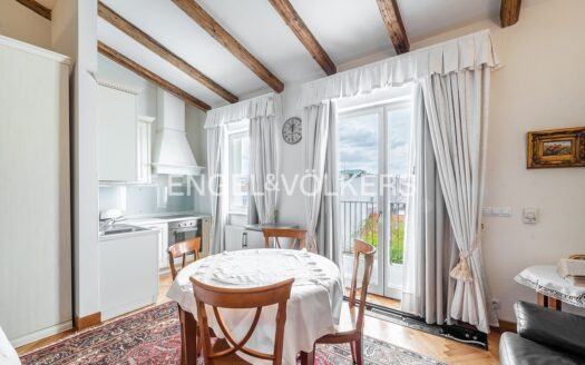 Pronájem bytu 1+kk, 38 m² – Praha, Vinohrady, ulice Italská