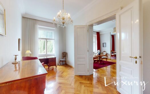 Pronájem bytu 3+1, 125 m² – Praha, Malá Strana, ulice U železné lávky