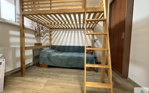 Pronájem bytu 2+kk, 42 m² – Praha, Libeň, ulice U školičky