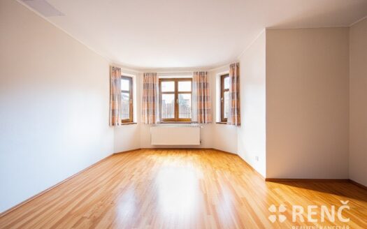 Pronájem bytu 2+1, 77 m² – Praha, Dolní Počernice, ulice Jana Bílka